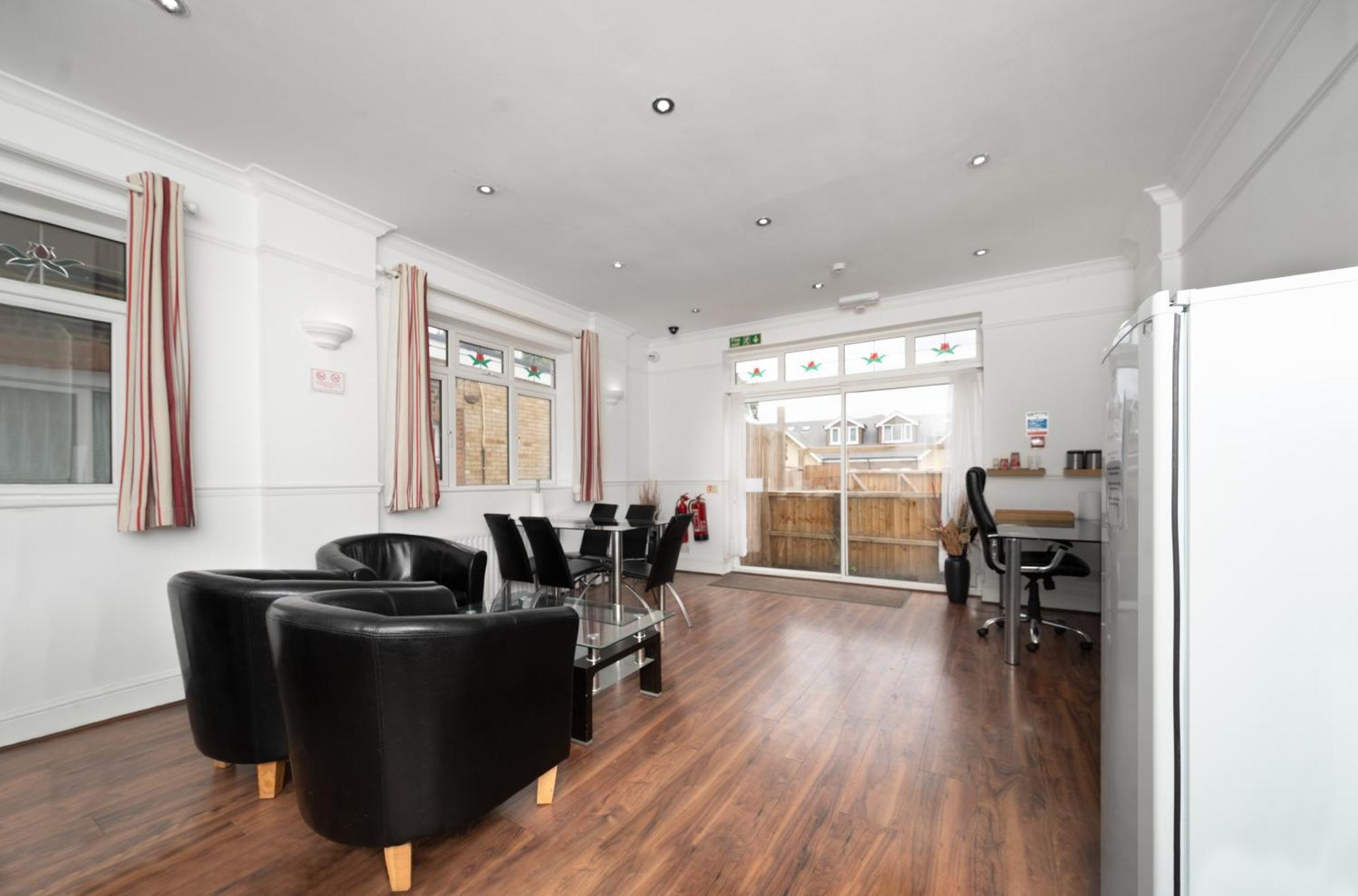 Flexistay Norbury Aparthotel Londra Dış mekan fotoğraf