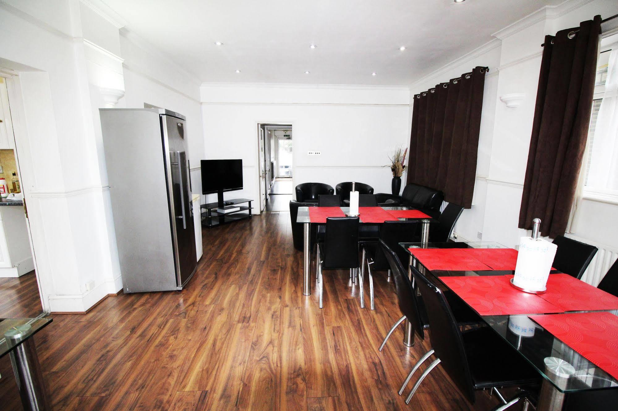 Flexistay Norbury Aparthotel Londra Dış mekan fotoğraf